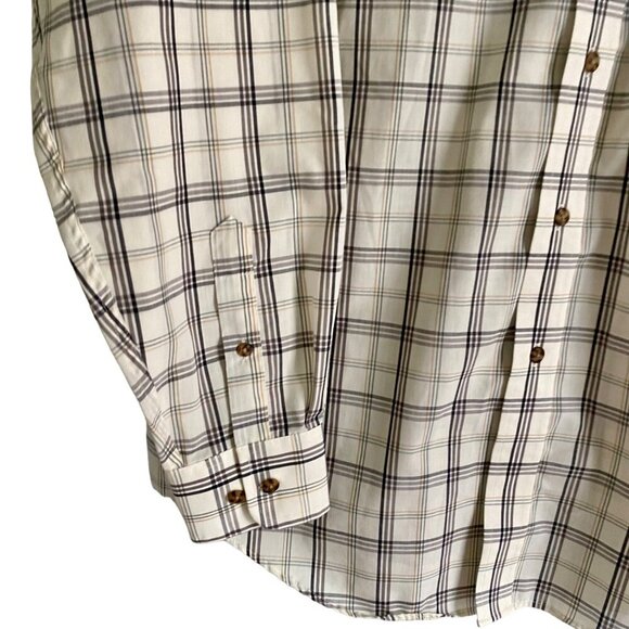 Roundtree & Yorke Wrinkle-Free Long Sleeve Button Down Shirt Men's Large - Picture 4 of 9
